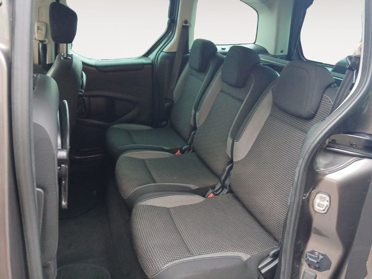 Peugeot Partner TEPEE Active 1.2 PureTech 110