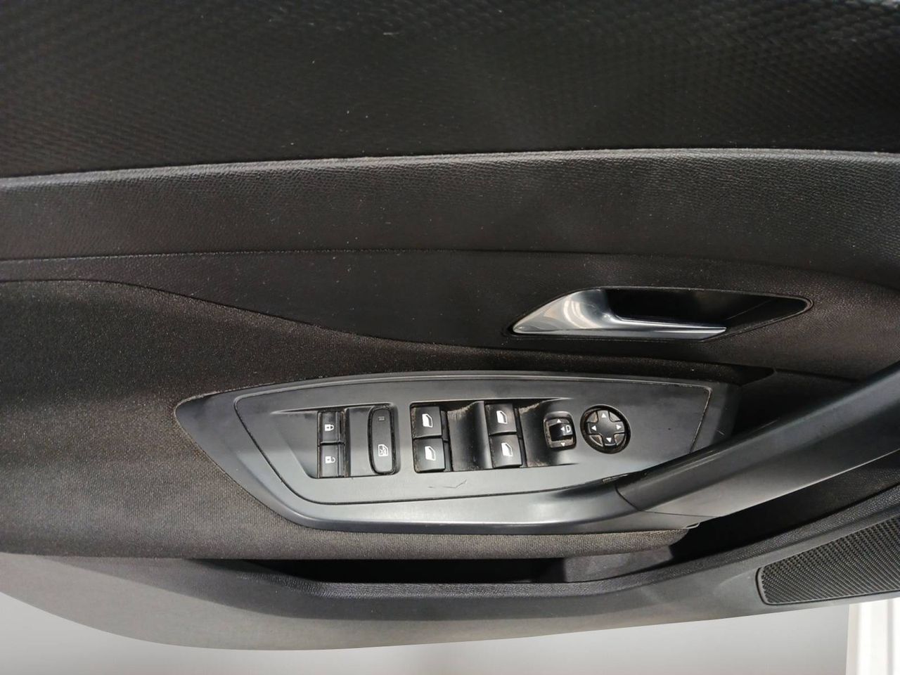 Peugeot 308  5P  BlueHDi 130 S&S MAN Active Pack