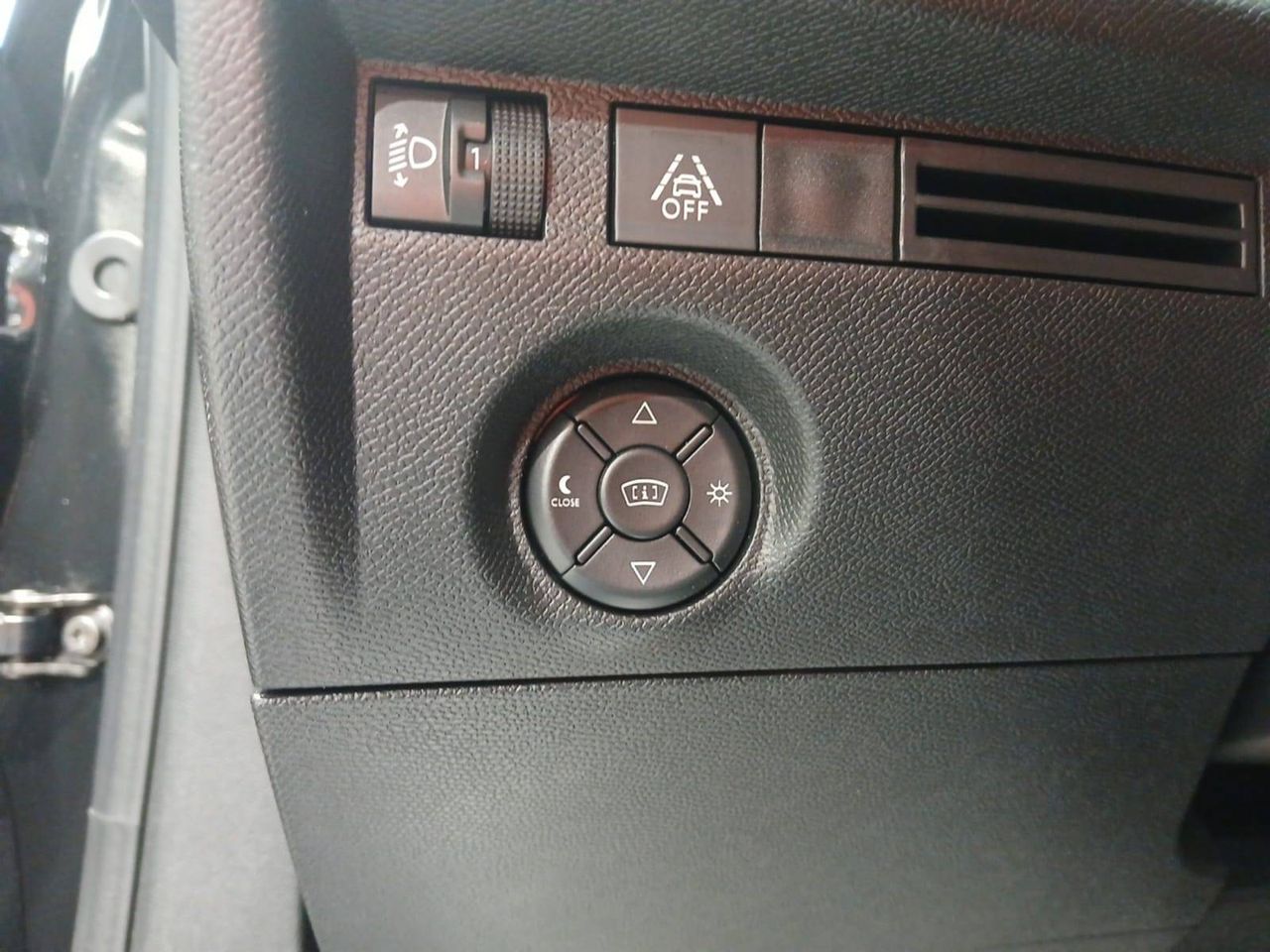 Citroën C4  BlueHDi 130 S&S EAT8 Feel Pack