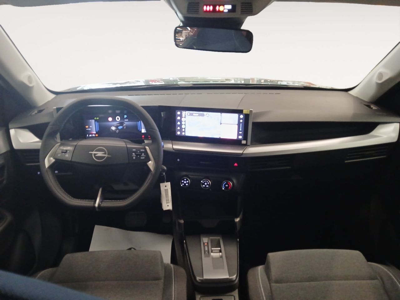 Opel Frontera 1.2T XHT Hybrid eDCT6 107kW Edition