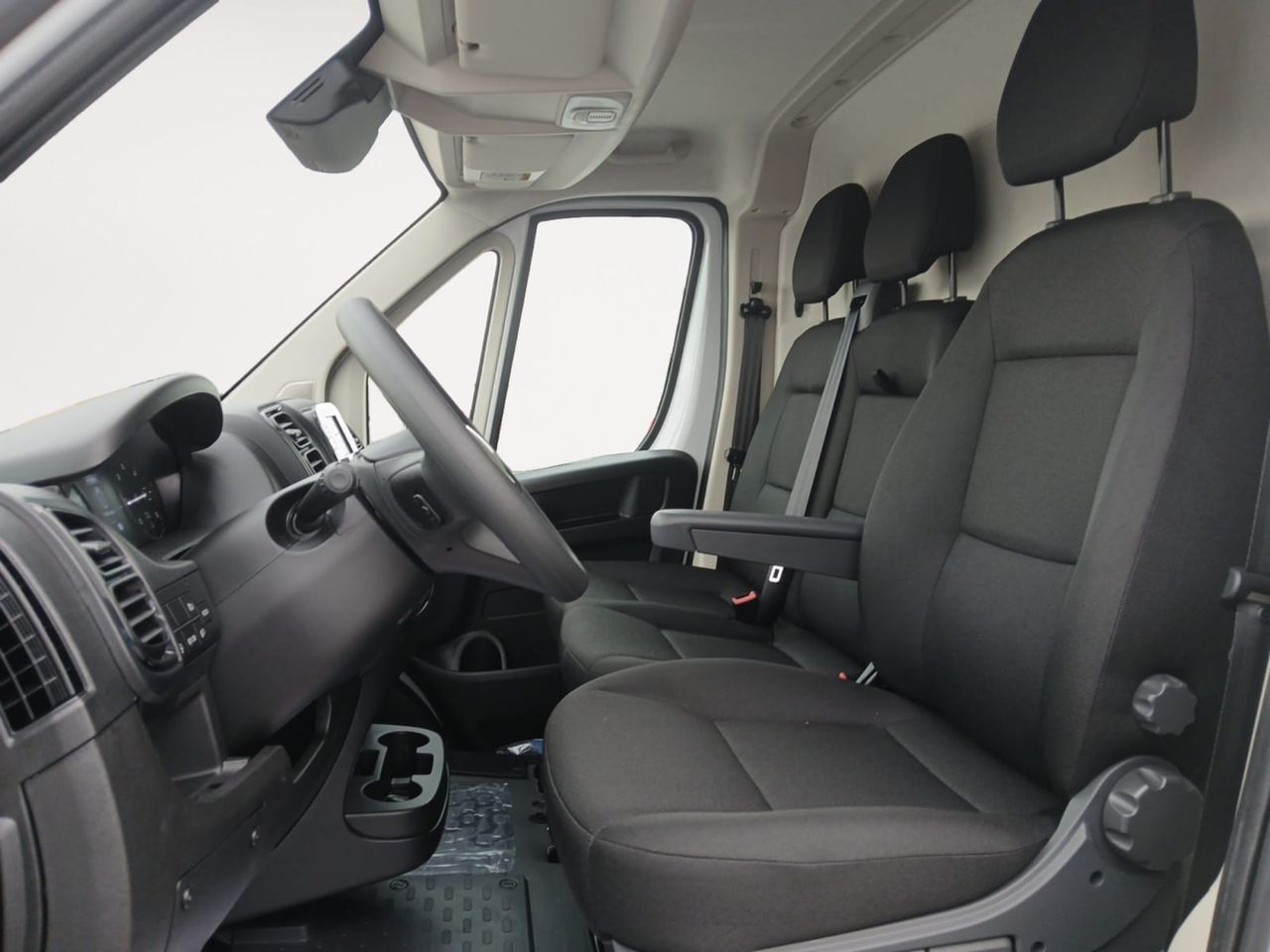 Fiat Ducato FURGON L3H2 BHDI 140CV