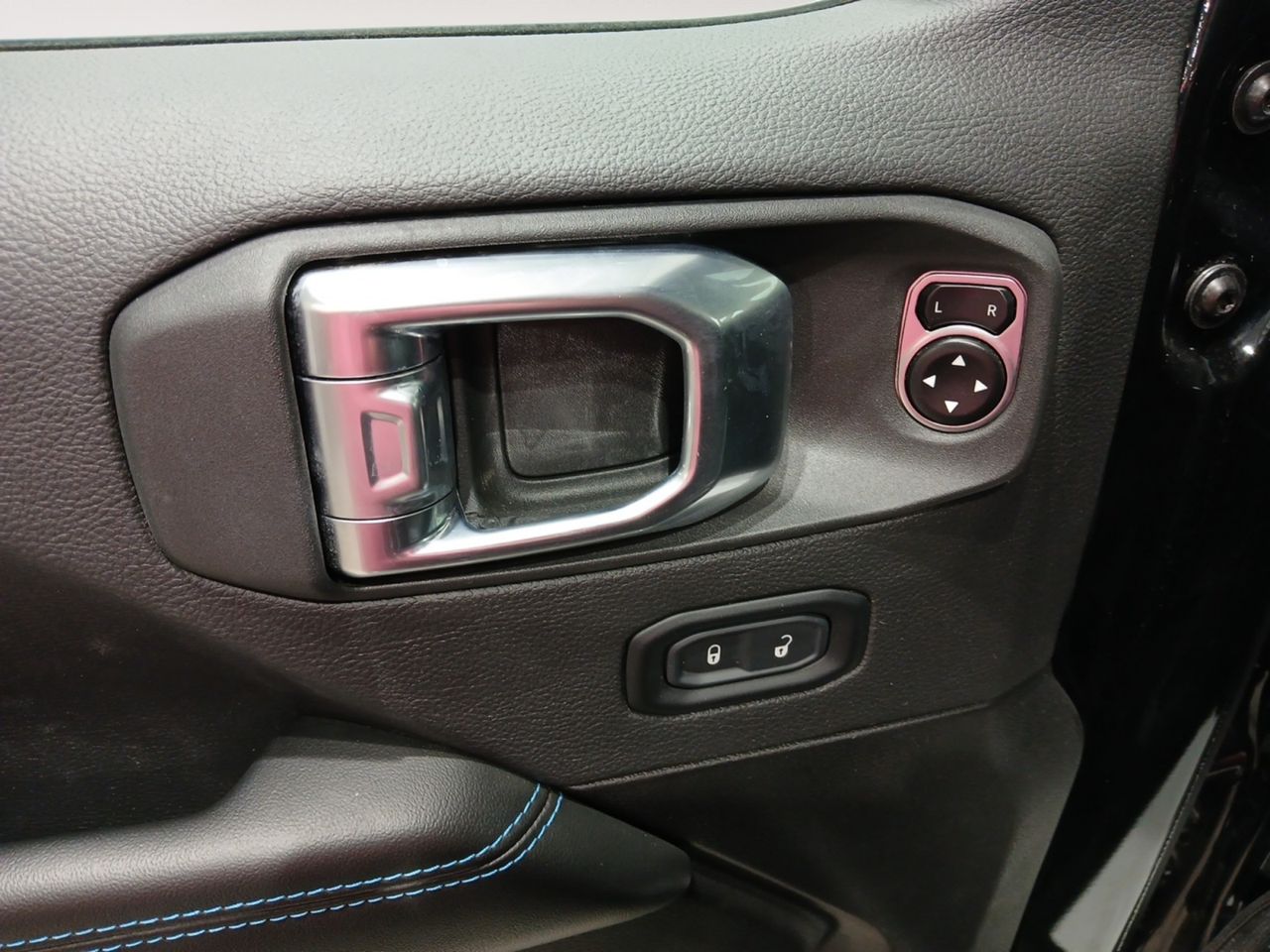 Jeep Wrangler Rubicon 2.0 280kW (380CV) 8ATX E6D