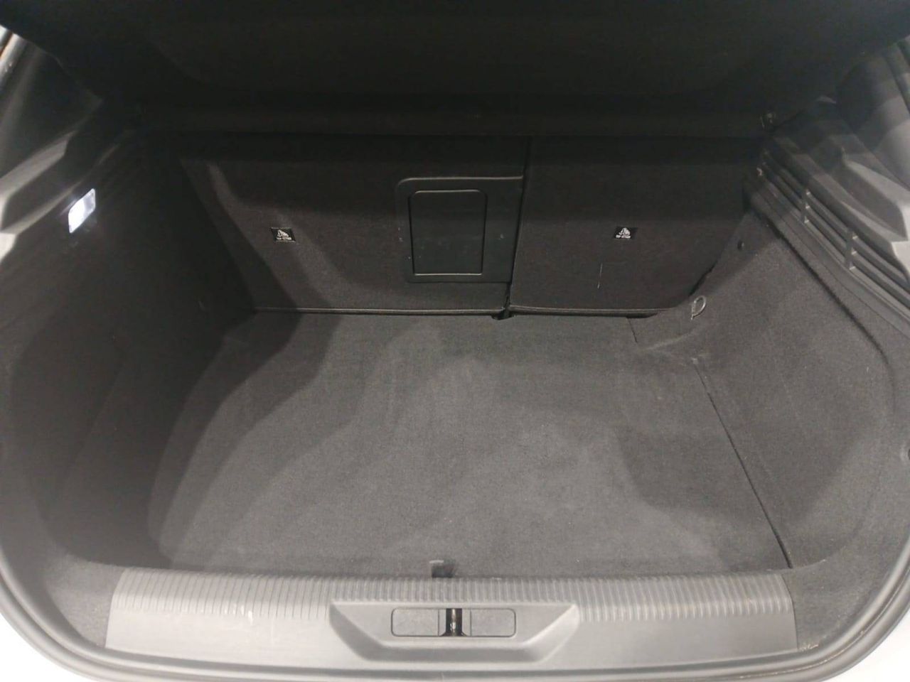 Peugeot 308  5P  PureTech 130 S&S MAN Allure