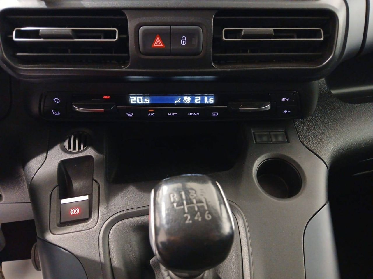 Peugeot Rifter   Standard BlueHDi 73kW Allure Pack
