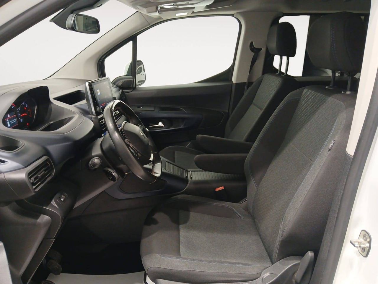 Peugeot Rifter   Standard BlueHDi 73kW Allure Pack