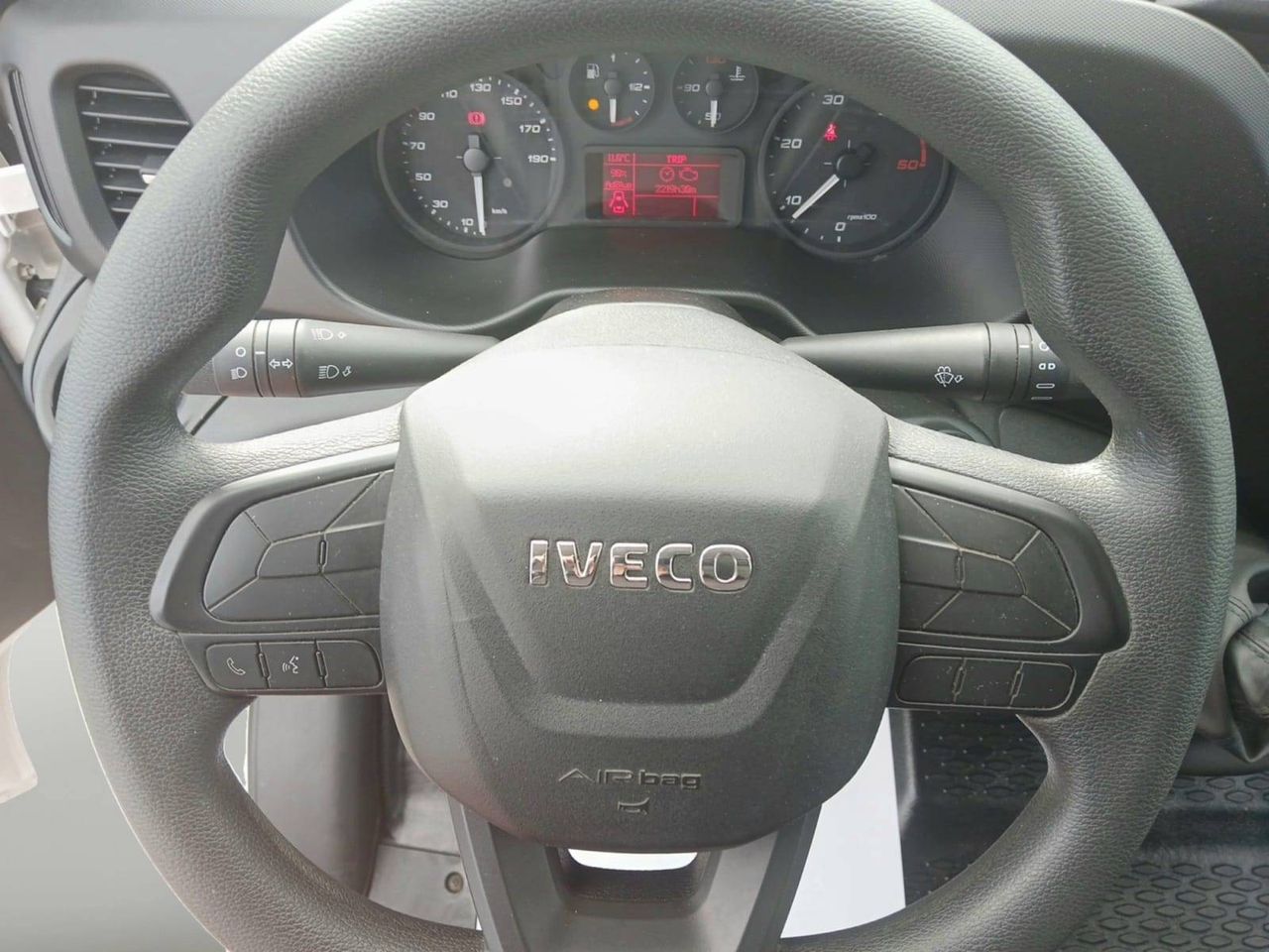 Iveco Daily  2.3 TD 35S 16 V 3520L/H2 12 M3 LD