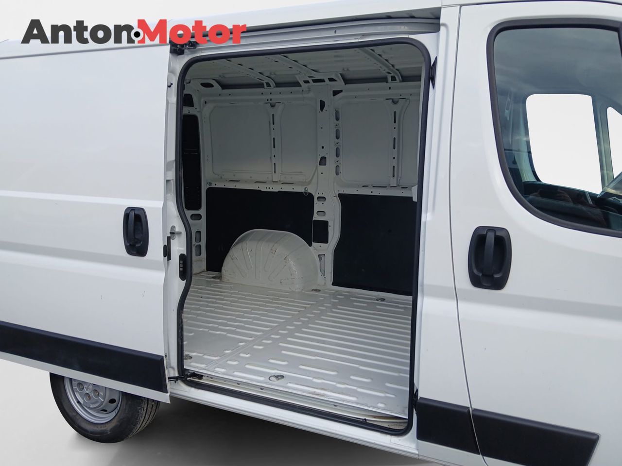 Peugeot Boxer FURGON 330 L1H1 BHDI 120CV 6VEL.