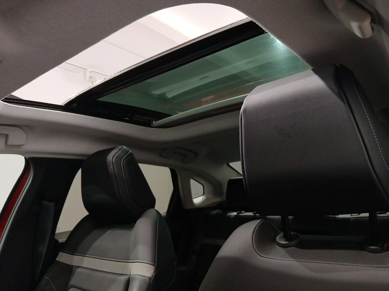 Citroën C4 X  PureTech 130 S&S EAT8 Shine