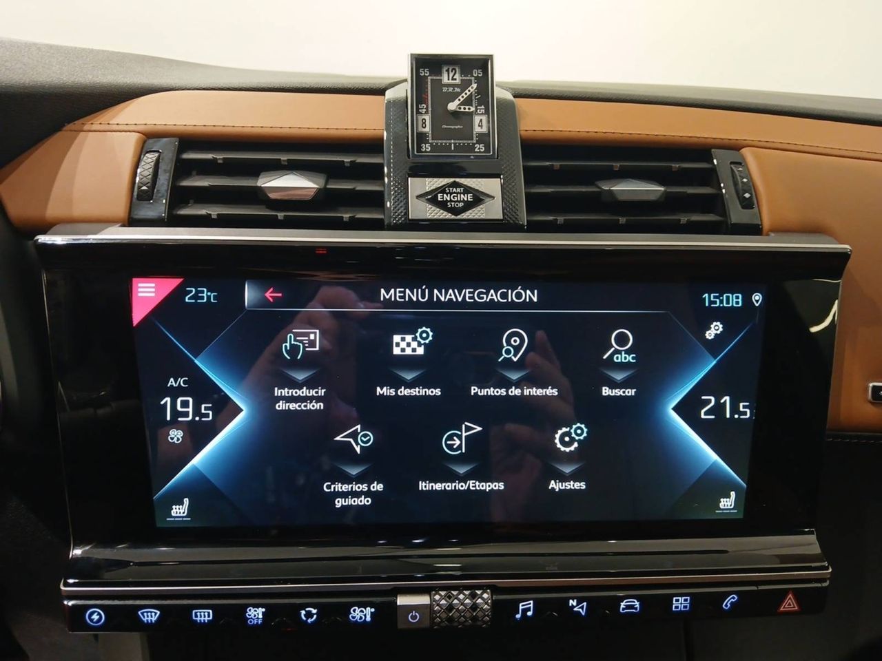 DS DS 7  1.6 E-Tense 300  Auto 4WD Rivoli