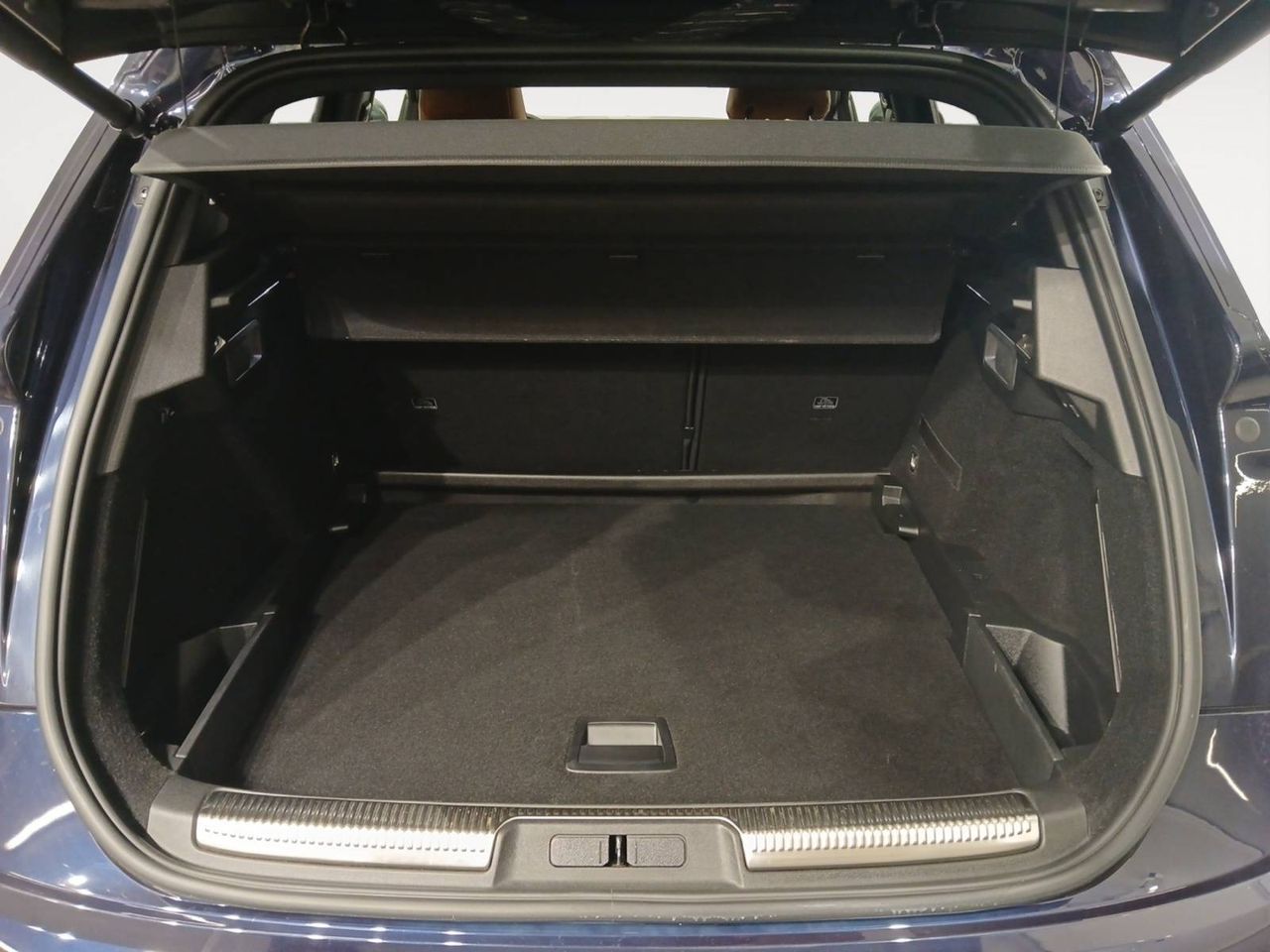 DS DS 7  1.6 E-Tense 300  Auto 4WD Rivoli