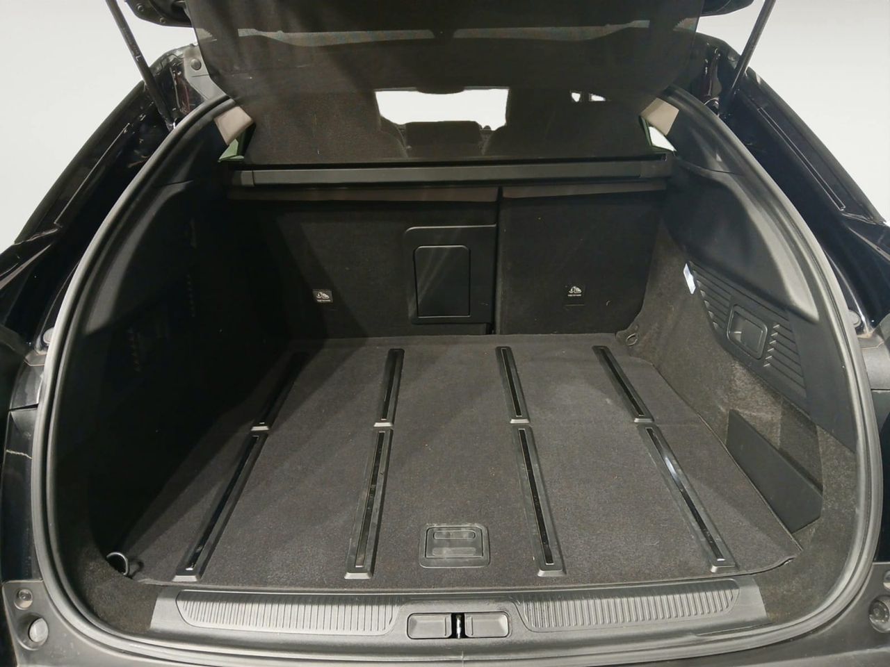 Citroën C5 X Hybrid 225 e-EAT8 Shine