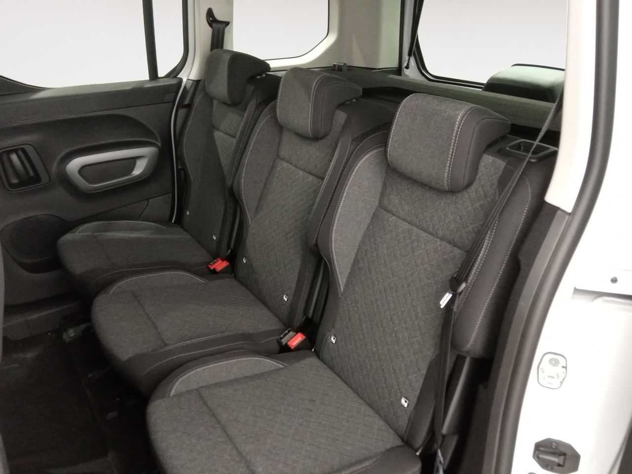 Opel Combo 100 Cv 1.5 Td S/S MT6 €6.4