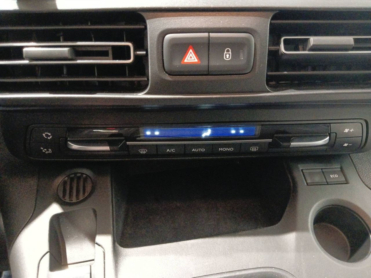 Peugeot Rifter   Standard BlueHDi 96kW EAT8 Allure