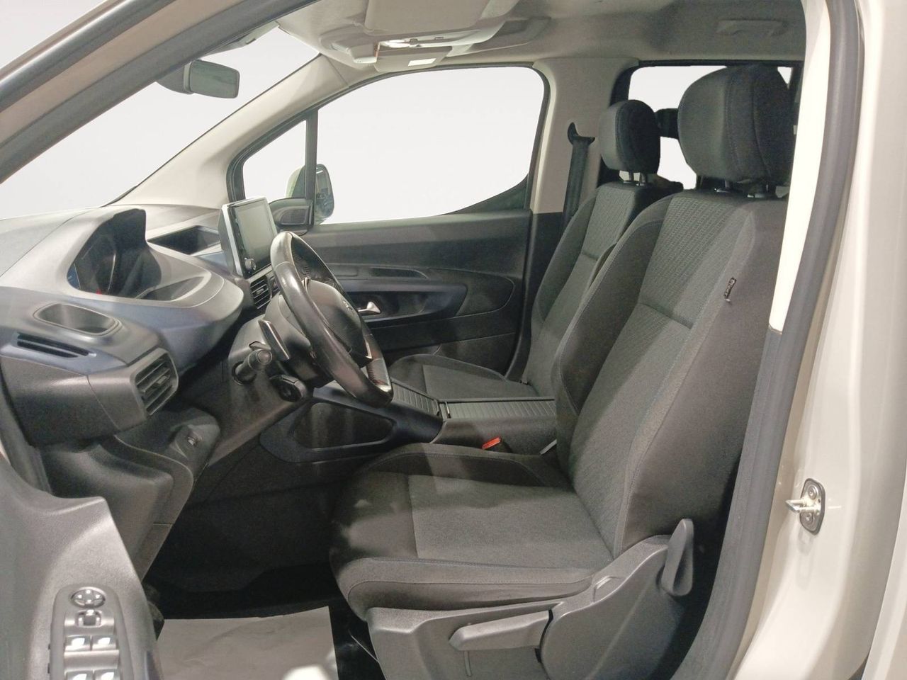 Peugeot Rifter   Standard BlueHDi 96kW EAT8 Allure