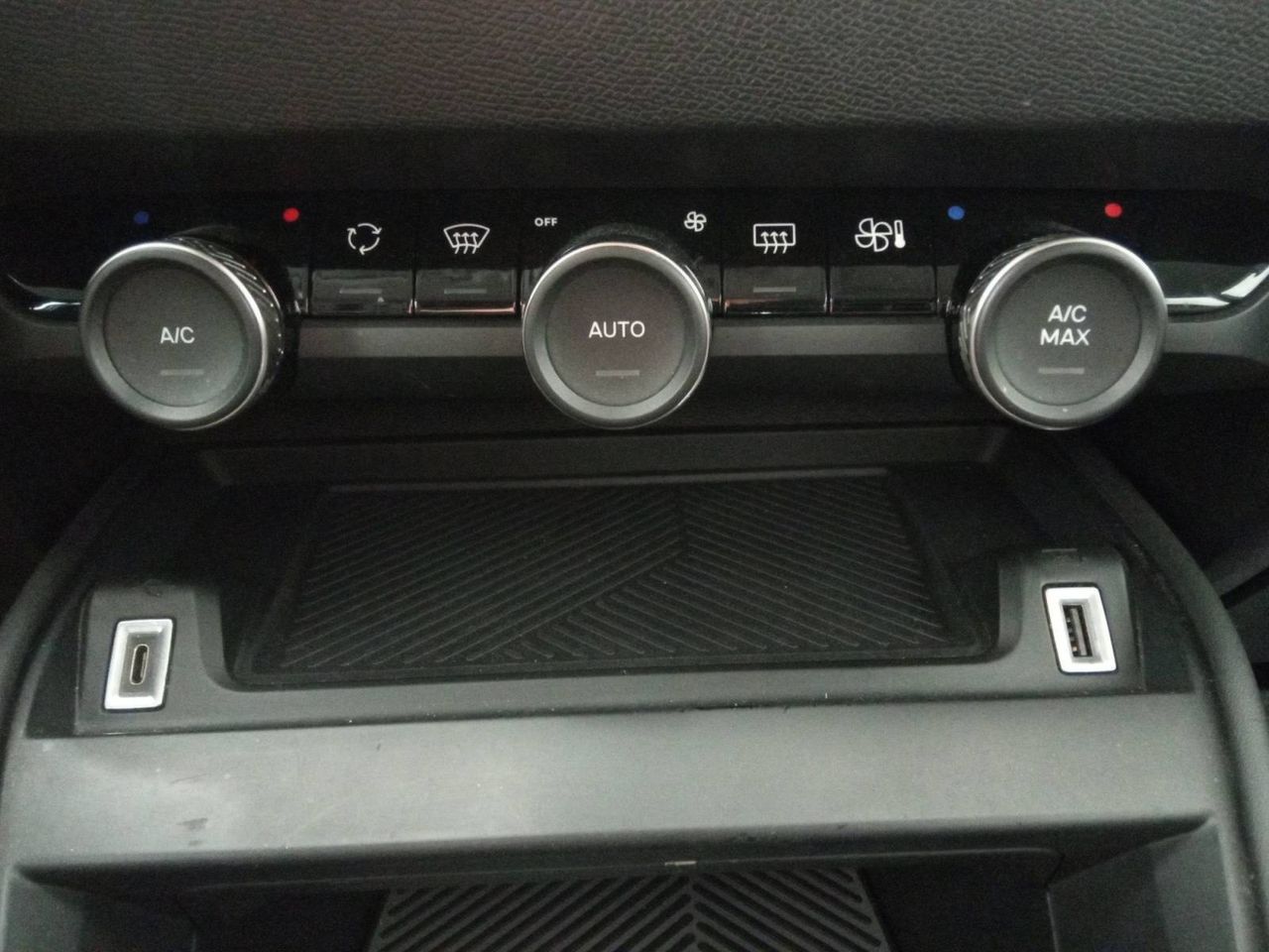 Citroën C4  BlueHdi 110 S&S Feel Pack