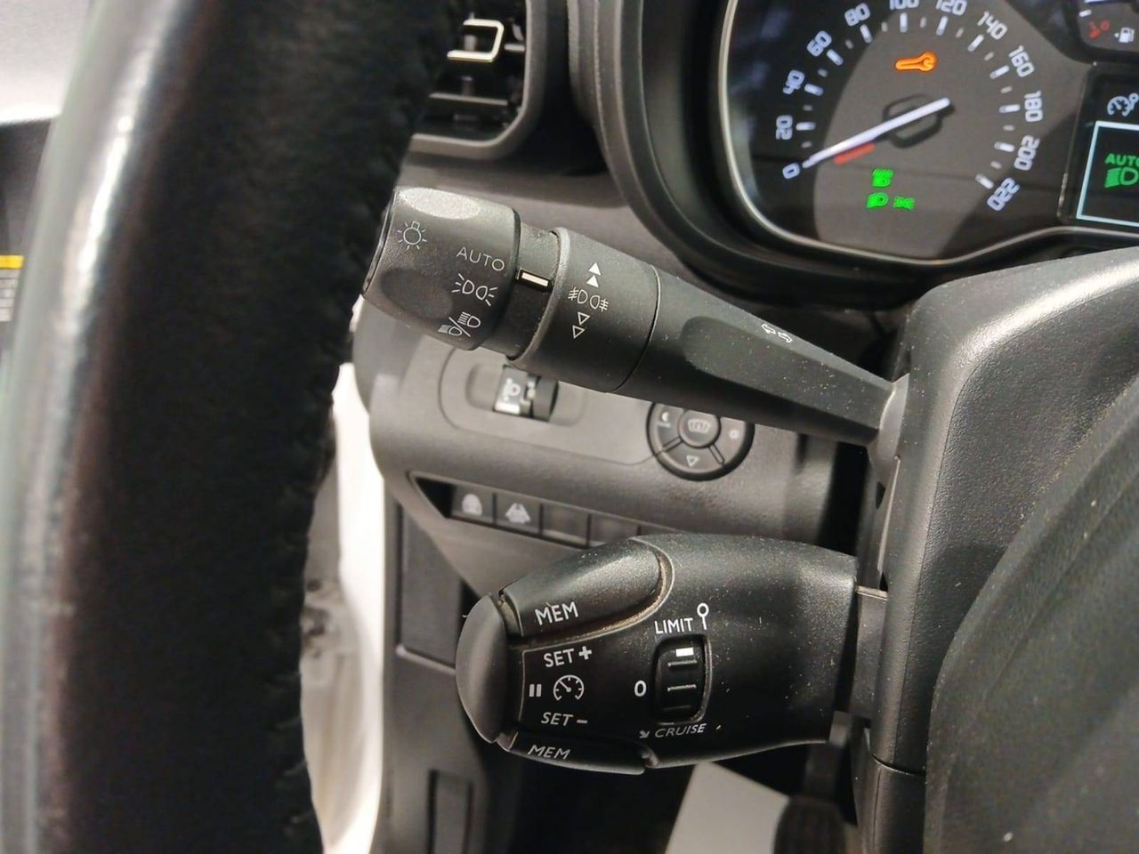 Citroën Berlingo  Talla M BlueHDi 130 S&S 6v Shine