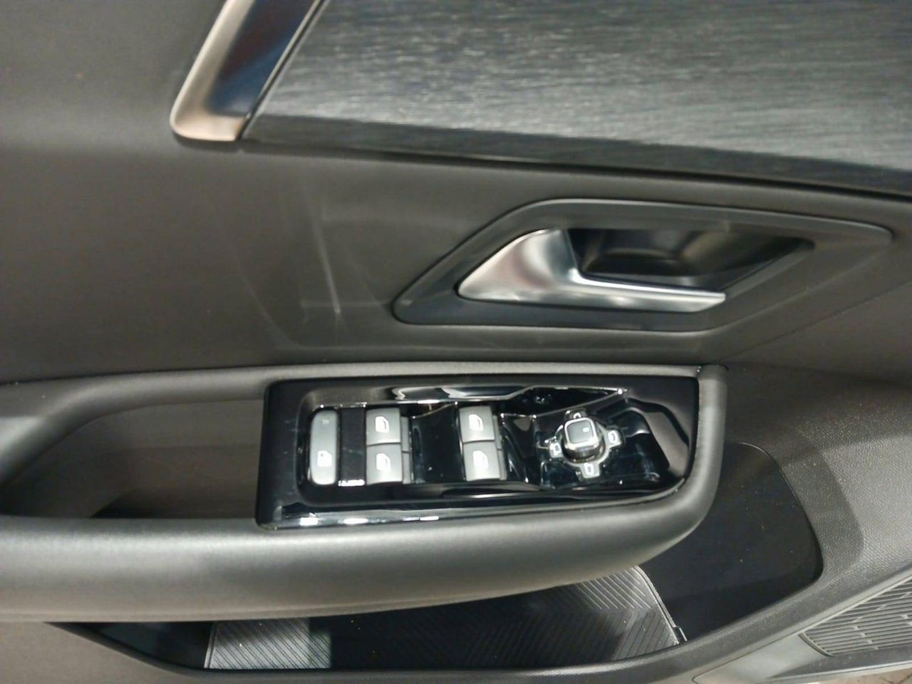 Citroën C5 X  PureTech 96kW (130CV) S&S EAT8 Shine