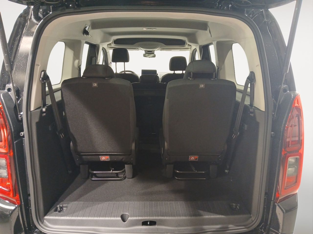 Opel Combo Cargo XL GS 130 Cv 1.5 Td S/S AT8 €6.4