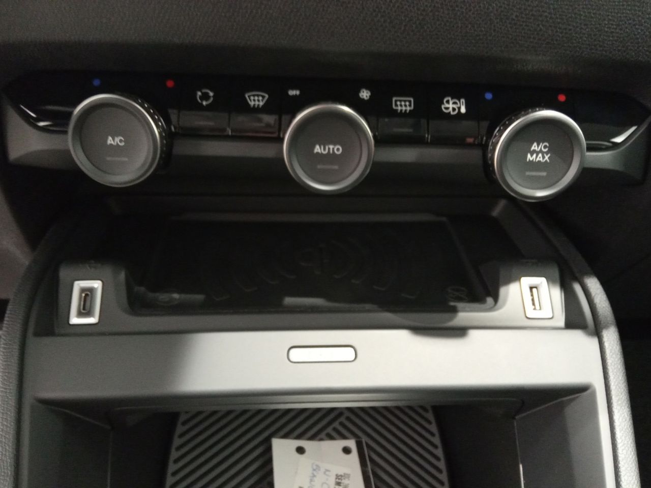 Citroën C4 Hybrid 145 ë-DCS6 Max