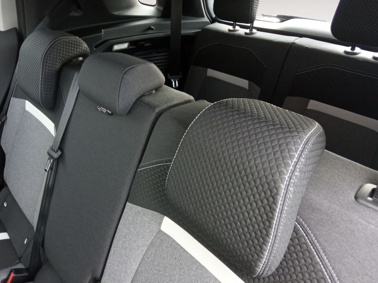 Opel Frontera 1.2T XHT Hybrid eDCT6 107kW GS