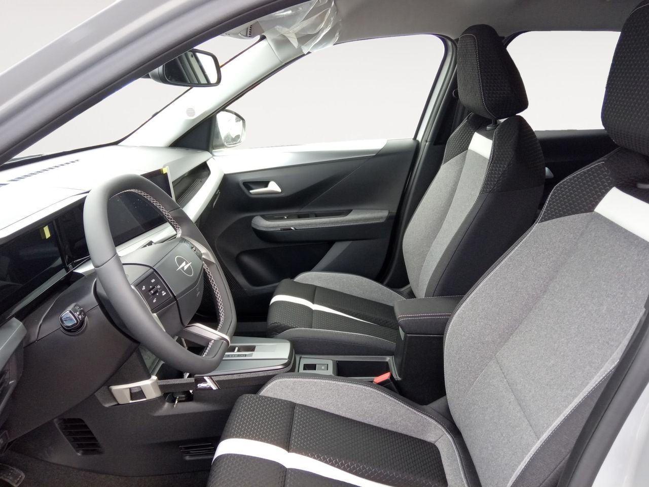 Opel Frontera 1.2T XHT Hybrid eDCT6 107kW GS