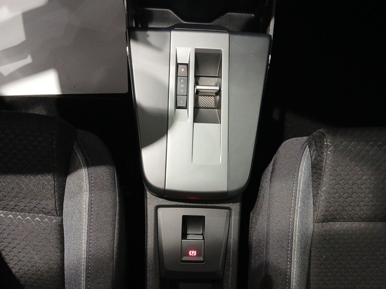 Opel Frontera 1.2T XHT Hybrid eDCT6 107kW GS