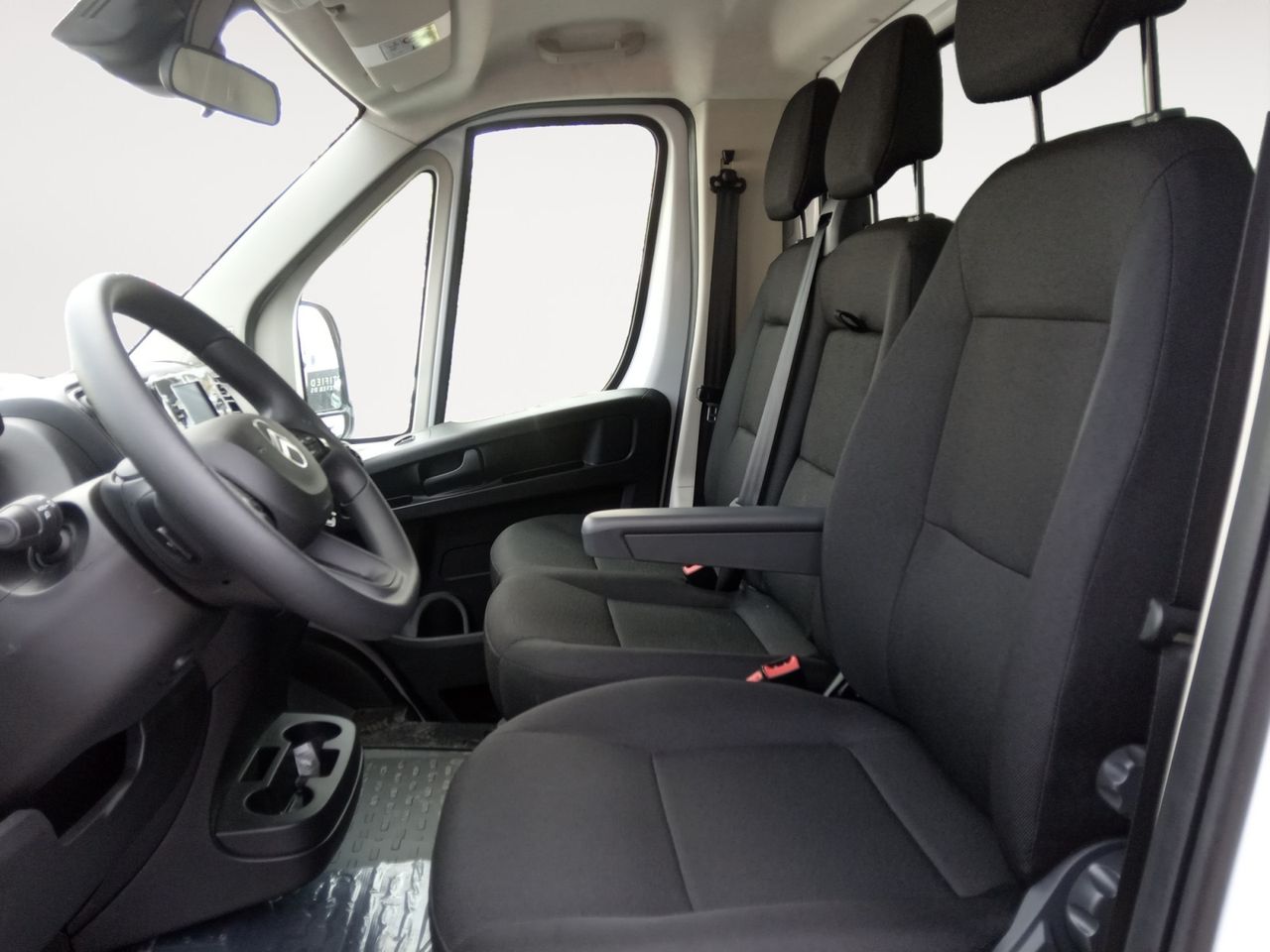 Citroën Jumper PAQUETERA L3H1 BHDI 140CV PUERTA LATERAL DCH