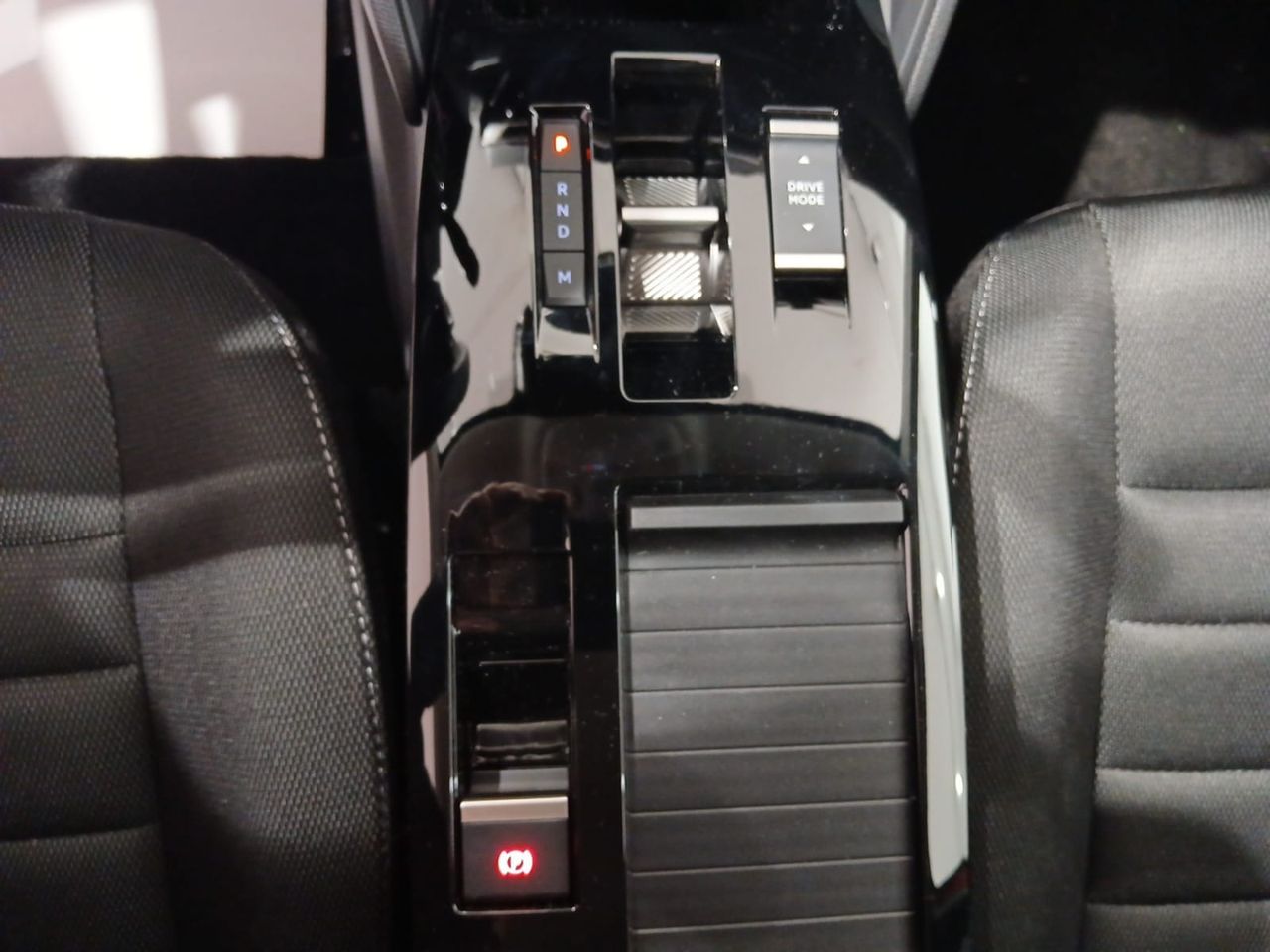 Citroën C4 Hybrid 145 ë-DCS6 Plus