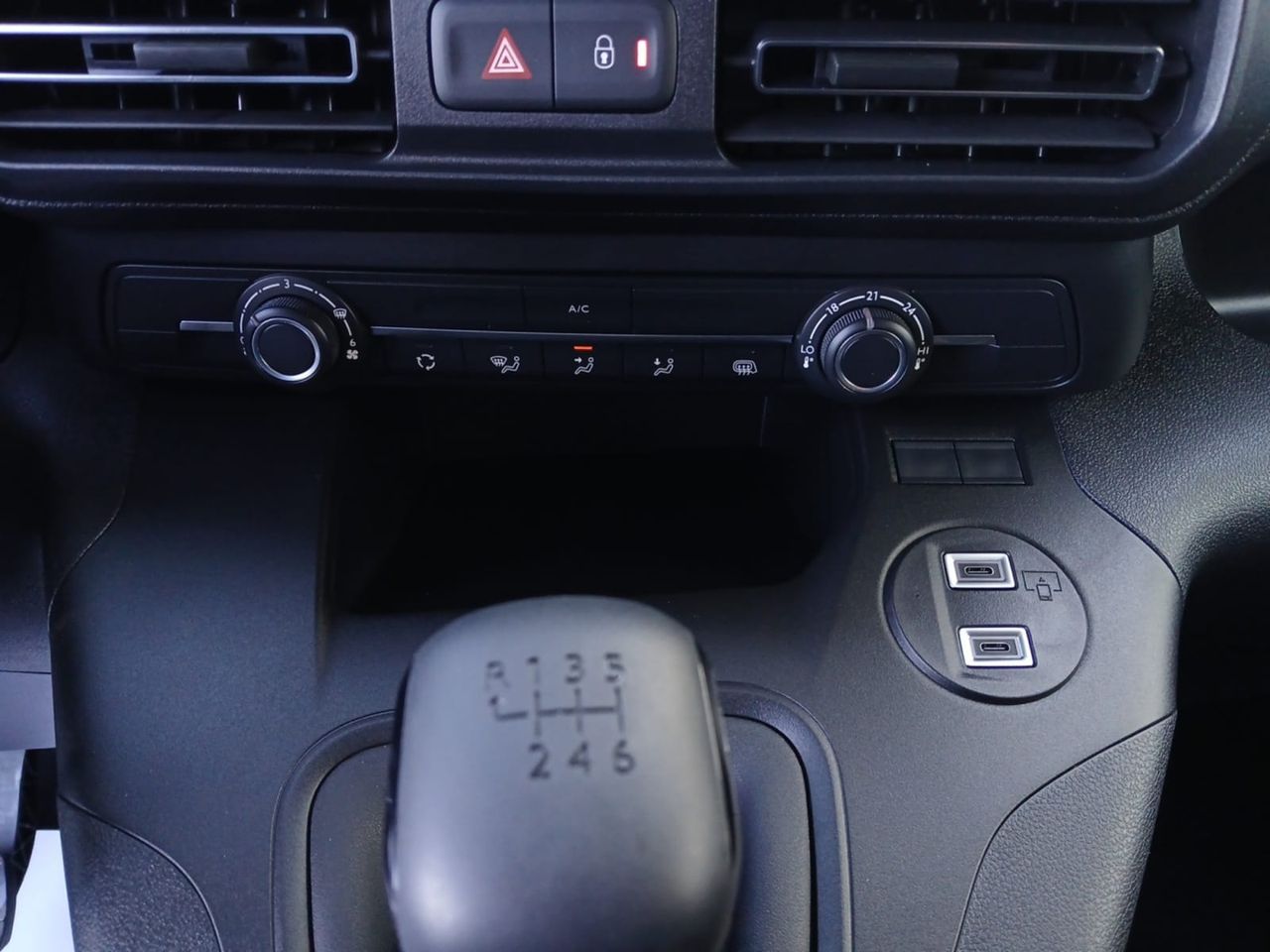 Fiat Doblò FURGON 650KG 1.5 BHDI 100CV MT6