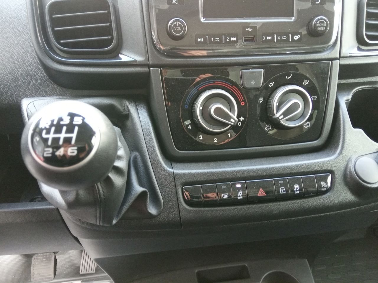 Citroën Jumper PAQUETERA L3H1 BHDI 140CV PUERTA LATERAL DCH