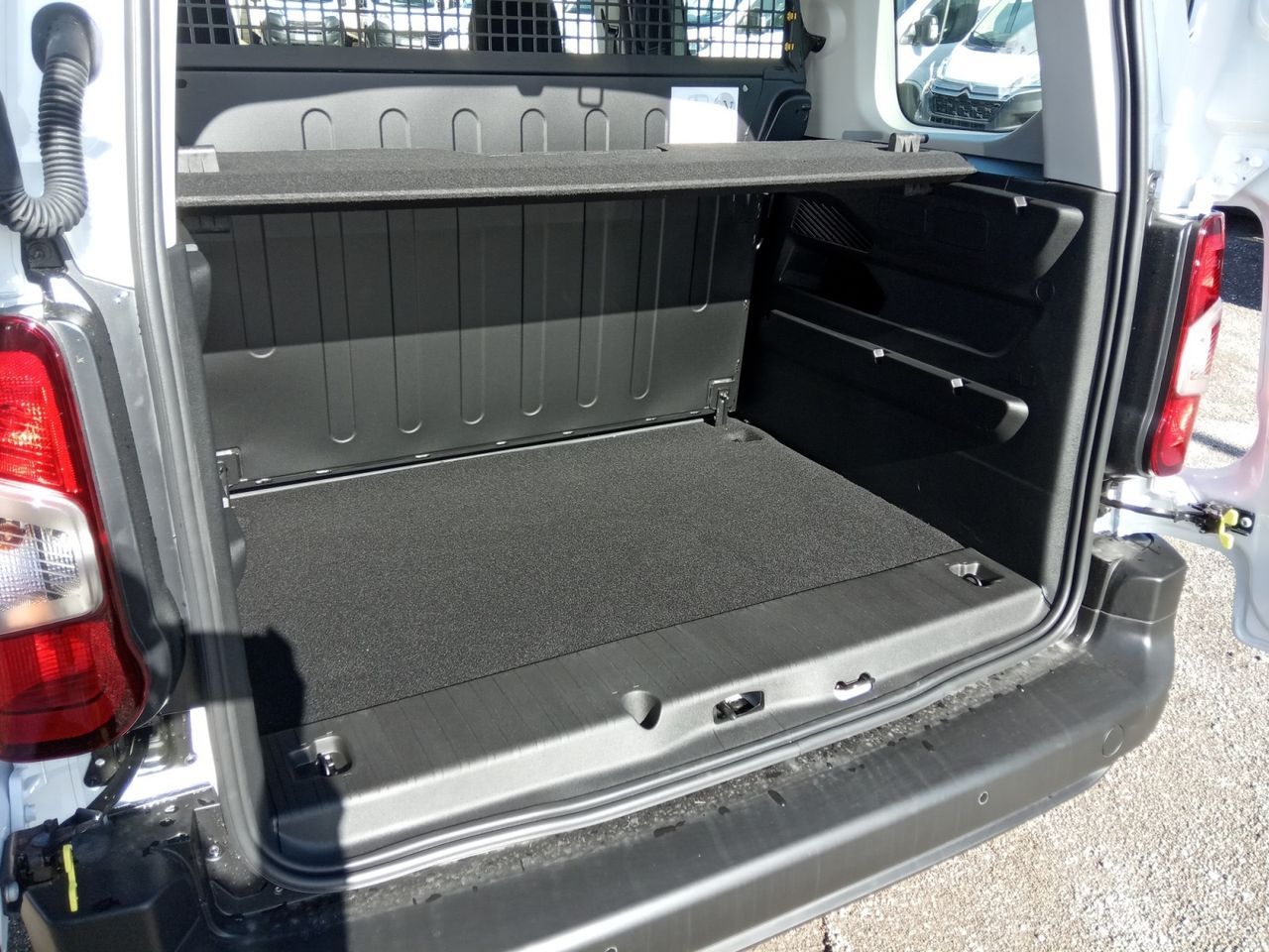 Fiat Doblò SERIES 4 COMBI M DIESEL 100CV MANUAL