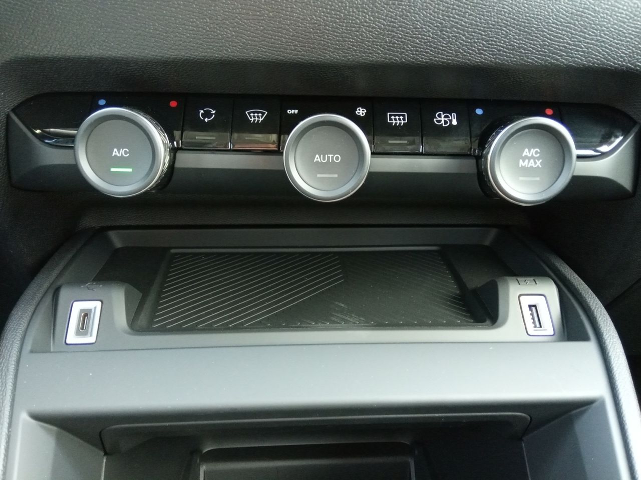 Citroën C4 Hybrid 145 ë-DCS6 Plus