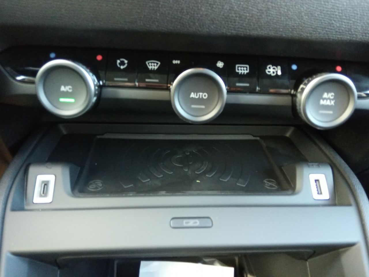 Citroën C4 Hybrid 145 ë-DCS6 Max
