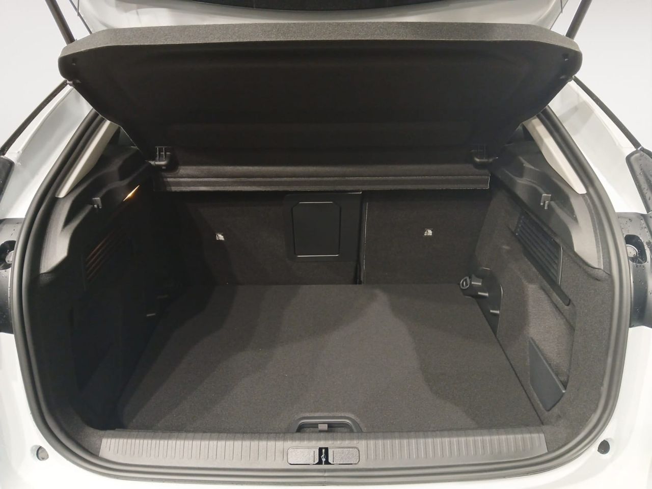 Citroën C4 Hybrid 145 ë-DCS6 Max