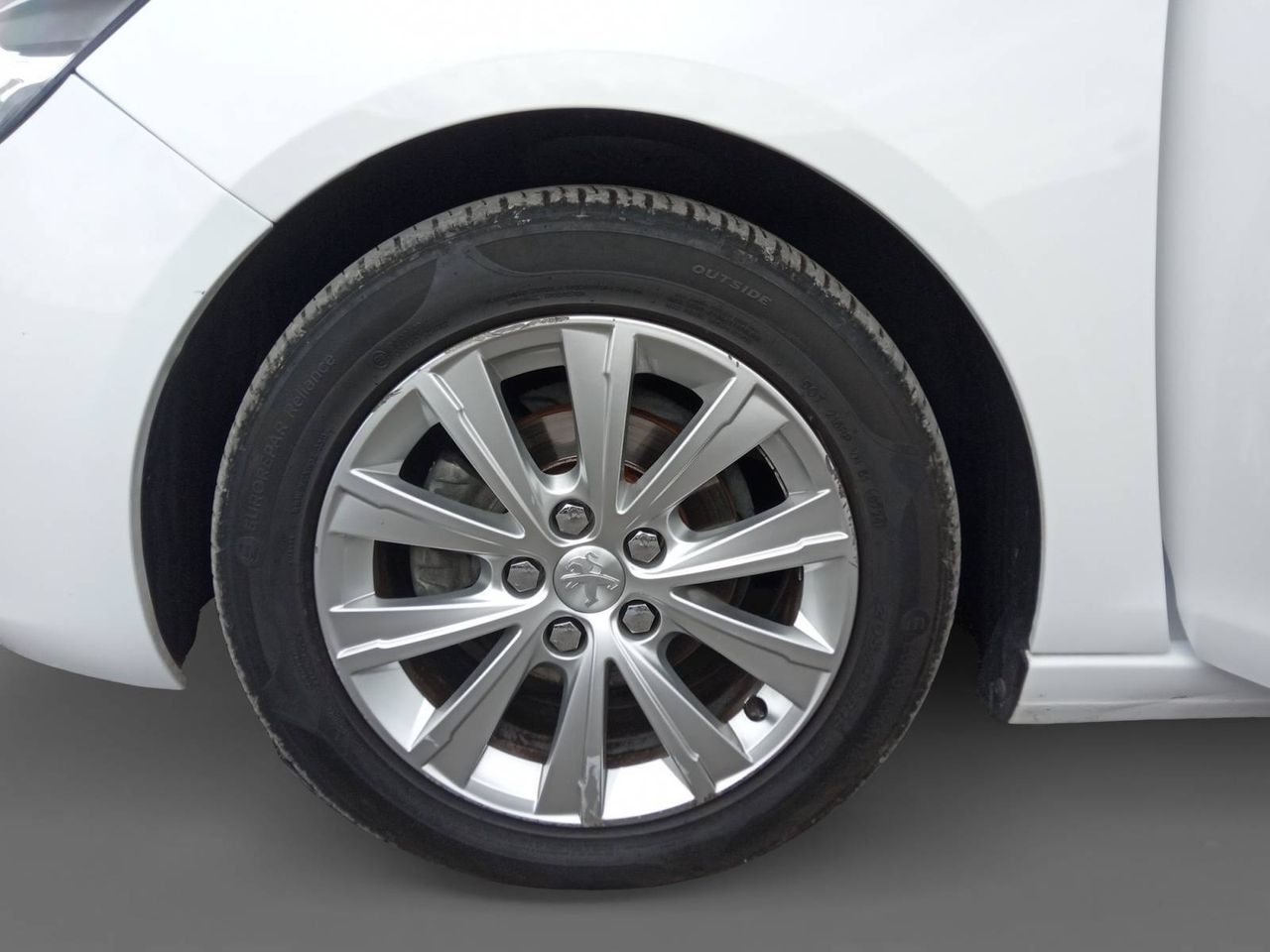 Peugeot 308  5P  BlueHDi 100 S&S 6 Vel. MAN Style