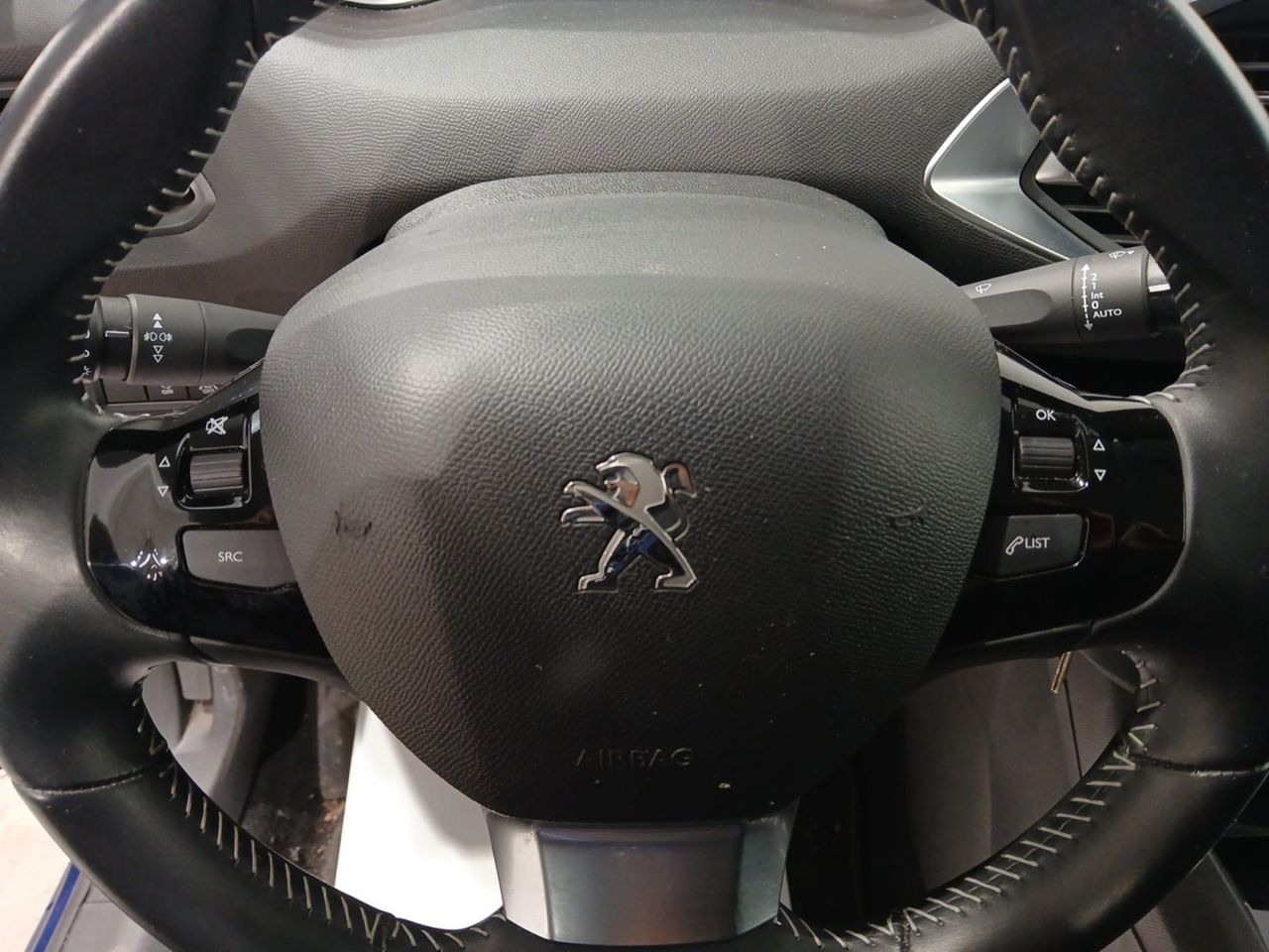 Peugeot 308 W Style BlueHDi 100 S&S 6 Vel. MAN
