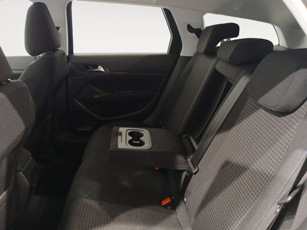 Peugeot 308 W Style BlueHDi 100 S&S 6 Vel. MAN
