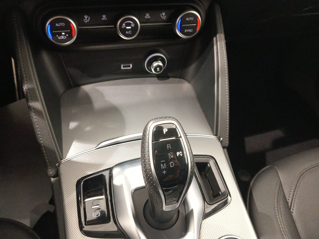 Alfa Romeo Stelvio 2.2 Diésel 140kW (190CV) Sprint+ Q4