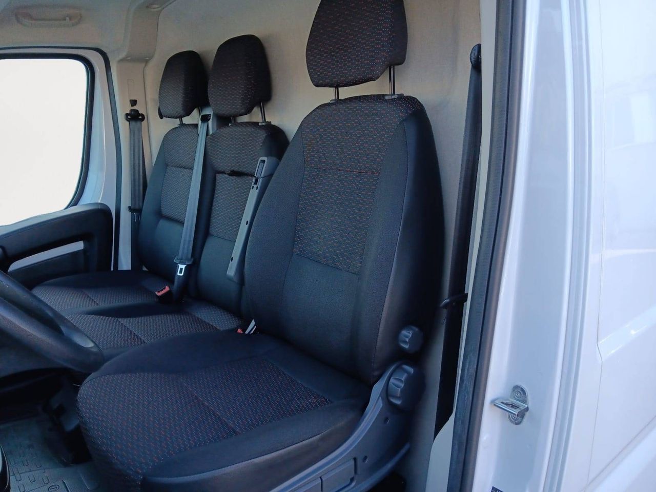 Peugeot Boxer  333 L2 H1 BHDI 103kW (140CV) S&S 6 V. M -