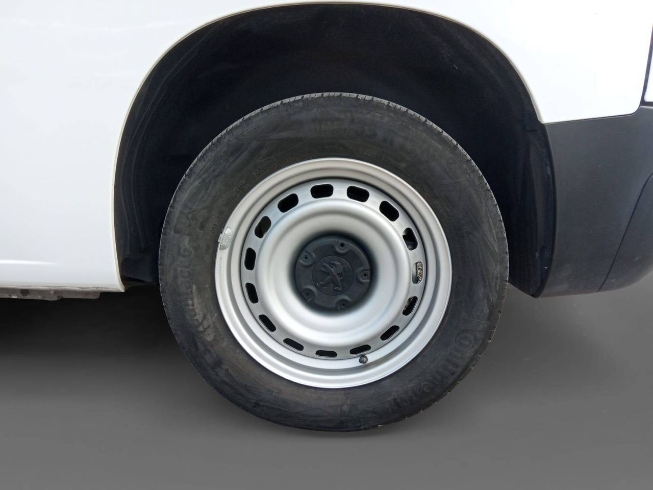 Peugeot Partner   Standard 600kg BlueHDi 73kW Pro
