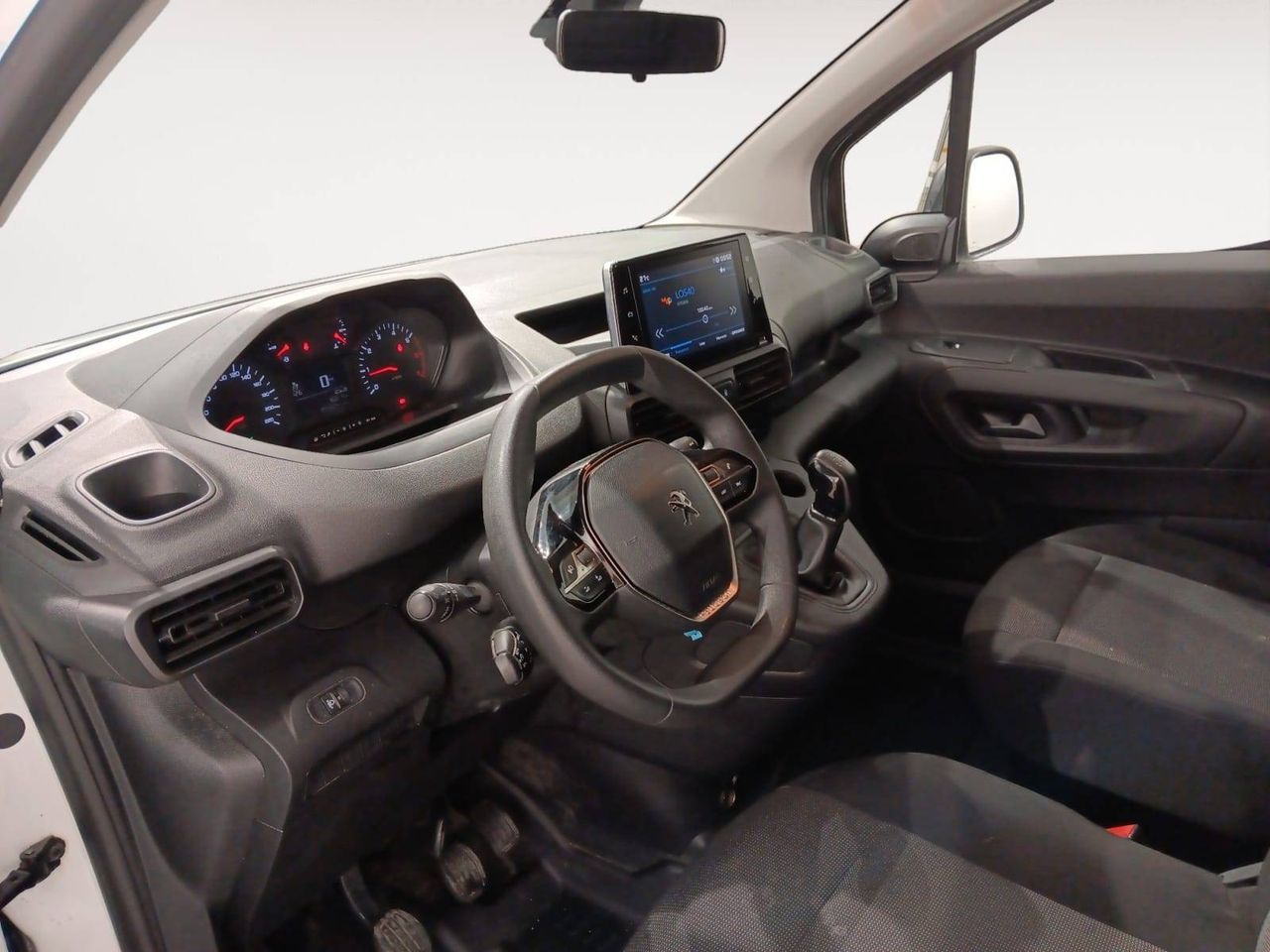 Peugeot Partner   Standard 600kg BlueHDi 73kW Premium