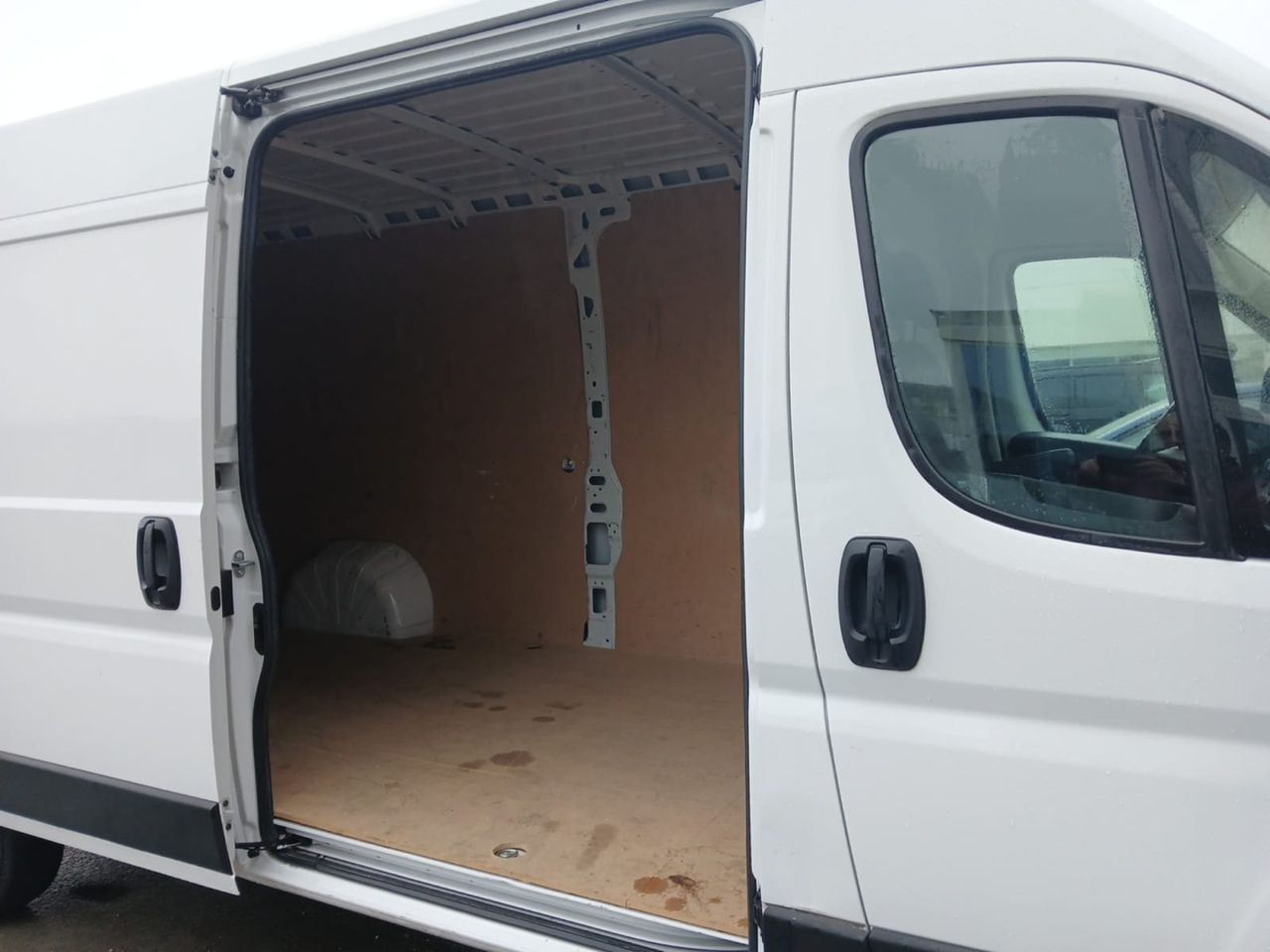 Fiat Ducato 3.5T HEAVY L4H2 2.2 BHDI 140 S&S MT6