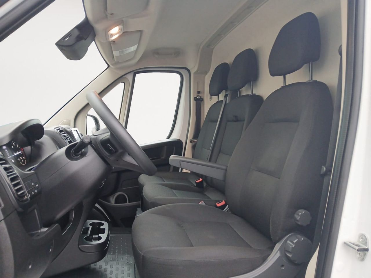 Fiat Ducato 3.5T HEAVY L4H2 2.2 BHDI 140 S&S MT6