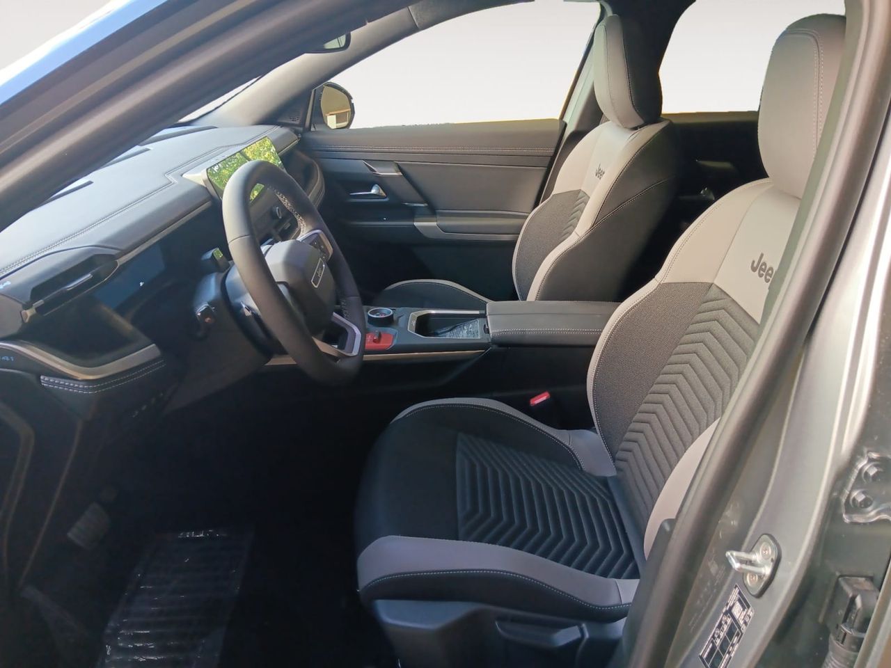 Jeep Compass 1.6 PHEV 225HP First Edition AT
