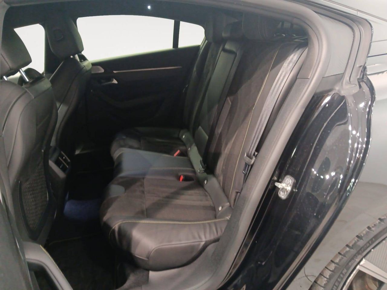 Peugeot 508  5P PSE HYBRID 360 e-EAT8 Peugeot Sport Engineered