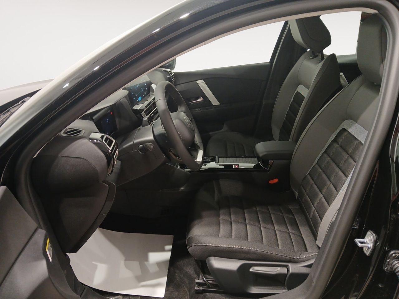 Citroën C4 Hybrid 145 ë-DCS6 Plus