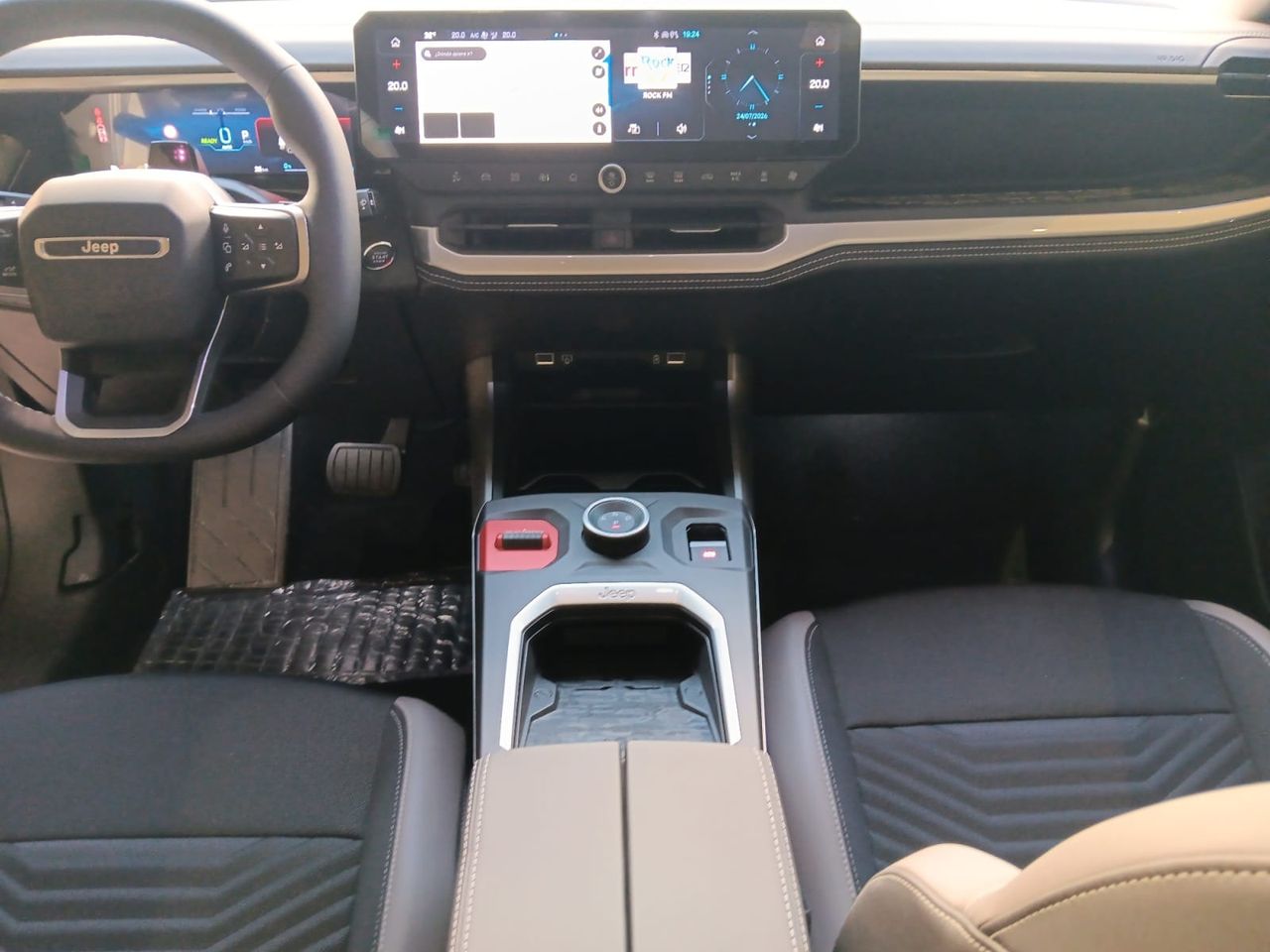 Jeep Compass 1.6 PHEV 225HP First Edition AT