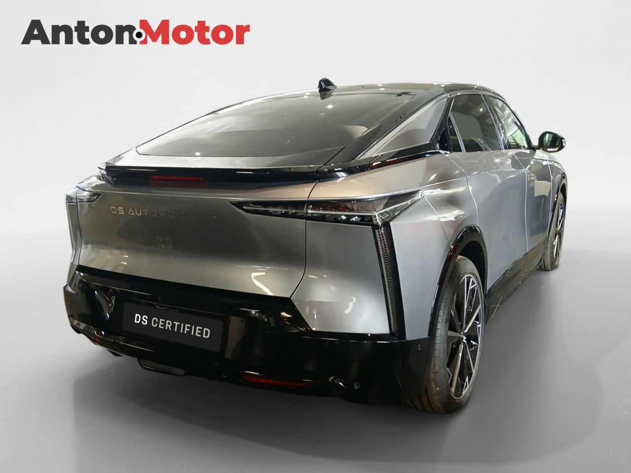 DS Nº8 Nº8 AWD Long Range ÉTOILE