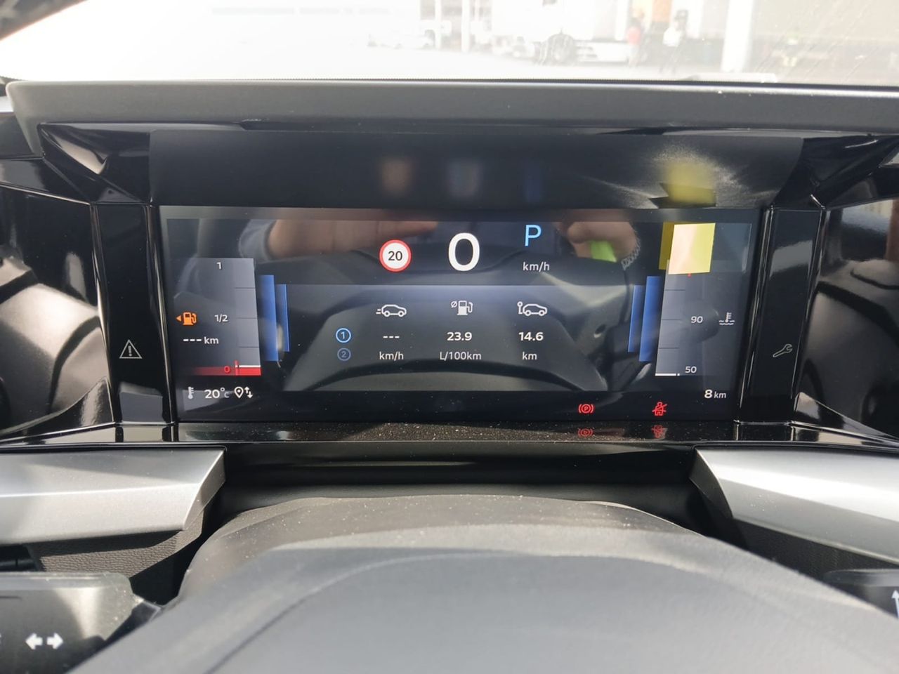 Opel Frontera 1.2T XHT Hybrid eDCT6 81kW Edition